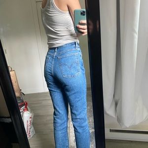 Wedgie straight leg Levi’s